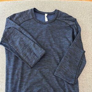 Navy long sleeve lululemon shirt